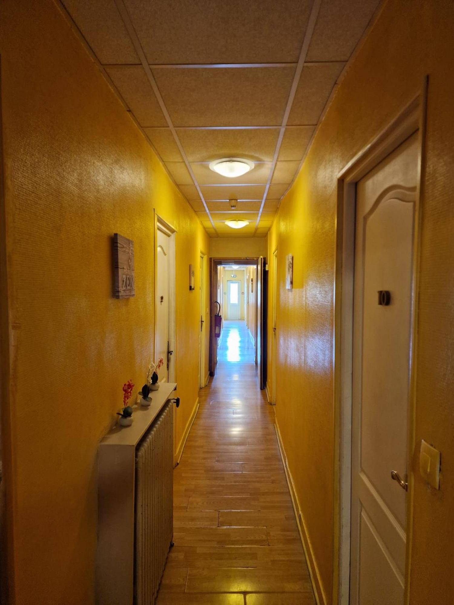 Aux Trois Rois Hotel Pont-Sur-Yonne Buitenkant foto